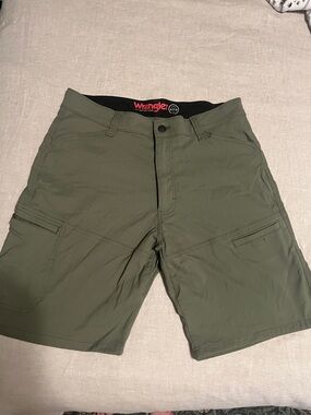 Wrangler ATG Men's Shorts